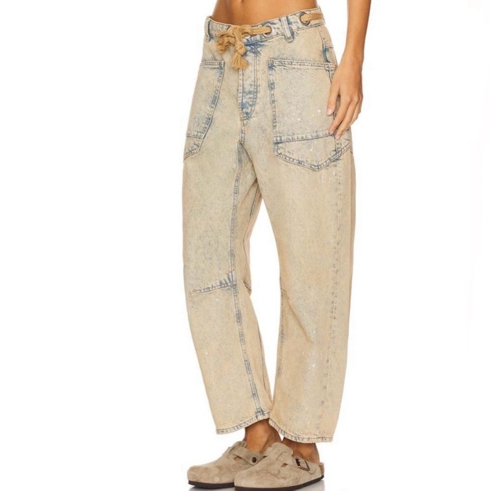 NWT Free People Moxie Low Slung Barrel Jeans in Cowboy Size 27